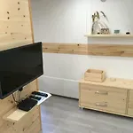Modern Deluxe *