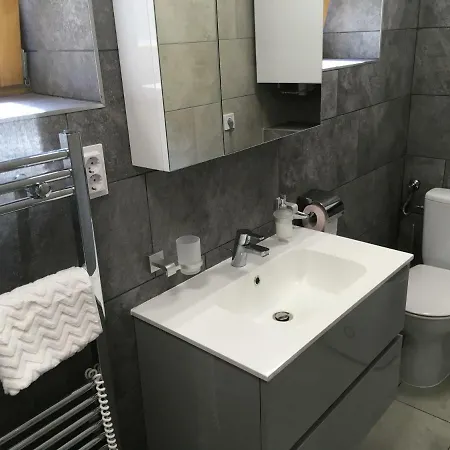Hétvégi ház Modern Deluxe Alsóörs
