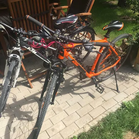 Modern Deluxe * Alsóörs