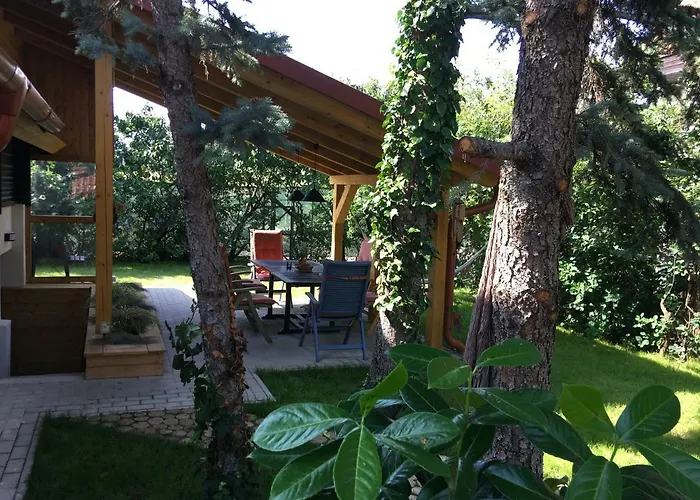 Modern Deluxe * Alsóörs