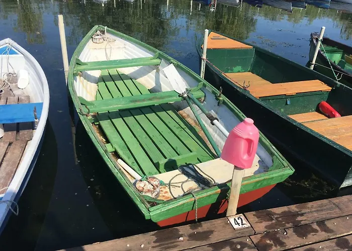 Modern Deluxe * Alsóörs